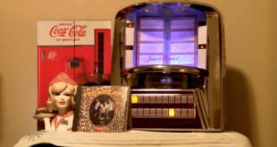 Jukebox and Coke at Diner