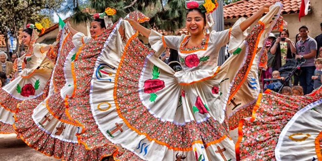 Mexican dancers in parade